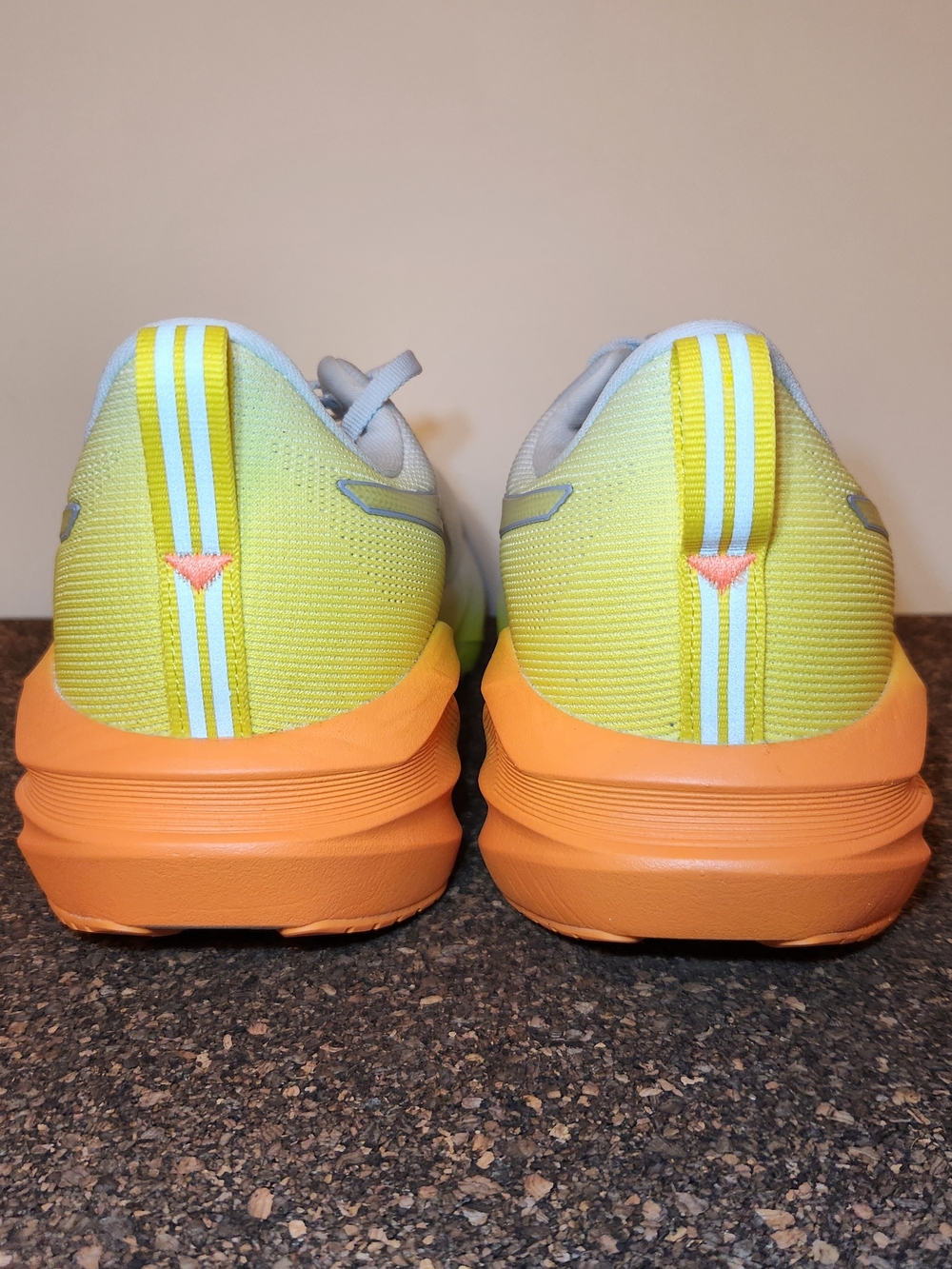 Asics Novablast 5 Running Shoes
Mens size 10 - Picture 12 of 12
